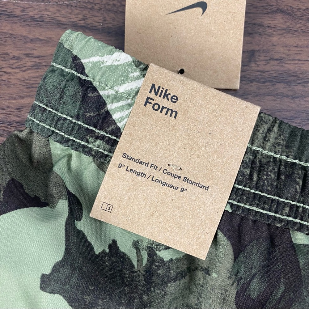 Nike Form 9" Unlined Versatile Shorts Dri-FIT FN3046-386 Oil Green Mens Sz L - Picture 6 of 7